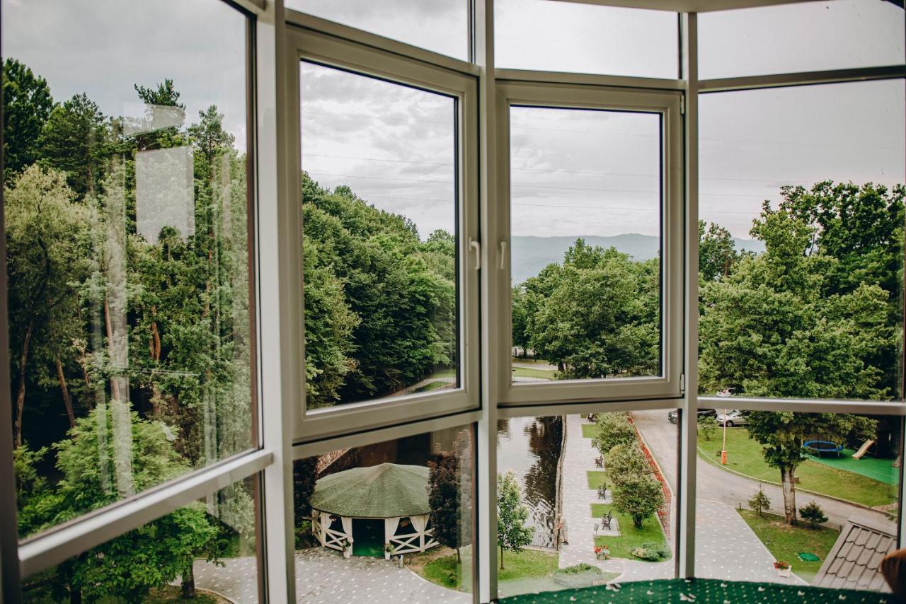 Hotel Solotvyno Resort Экстерьер фото