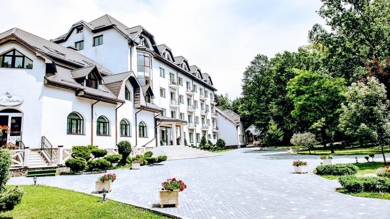 Hotel Solotvyno Resort Экстерьер фото
