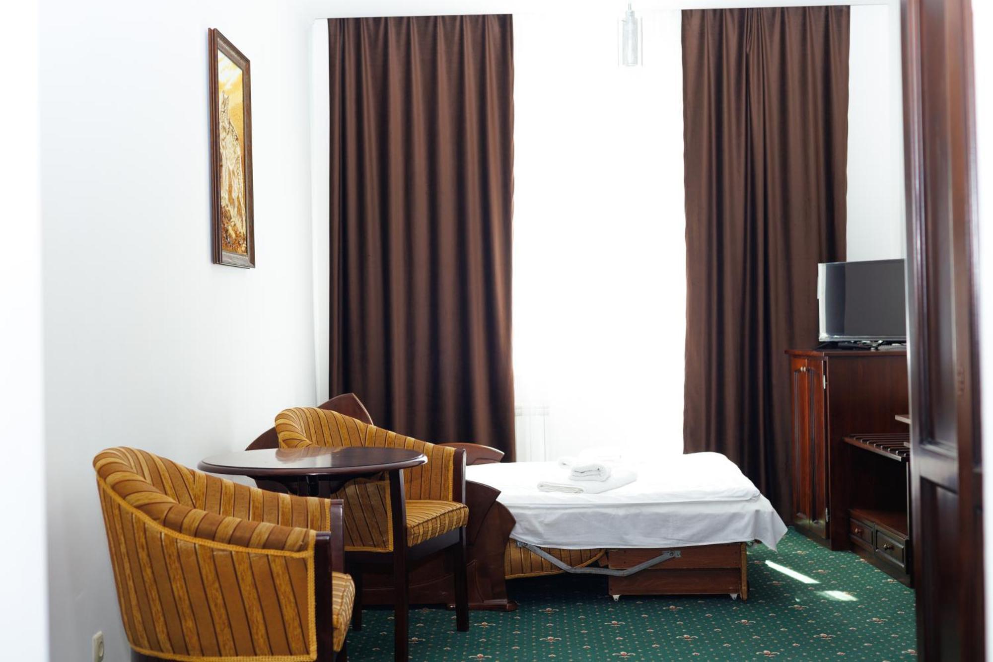 Hotel Solotvyno Resort Экстерьер фото